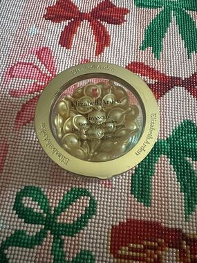 Elizabeth Arden Gold Ceramide Daily Serum Capsules